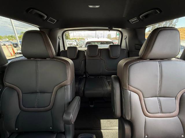 New 2026 Nissan Armada SL w/ Captain's Chari Seat Package RWD image 10