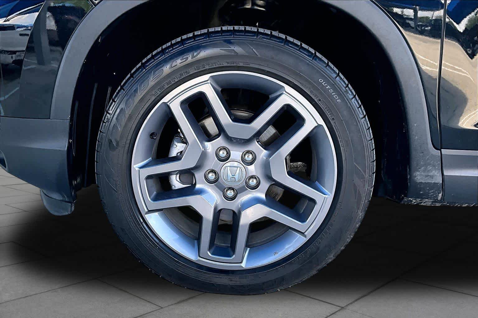 Used 2022 Honda Passport EX-L image 11