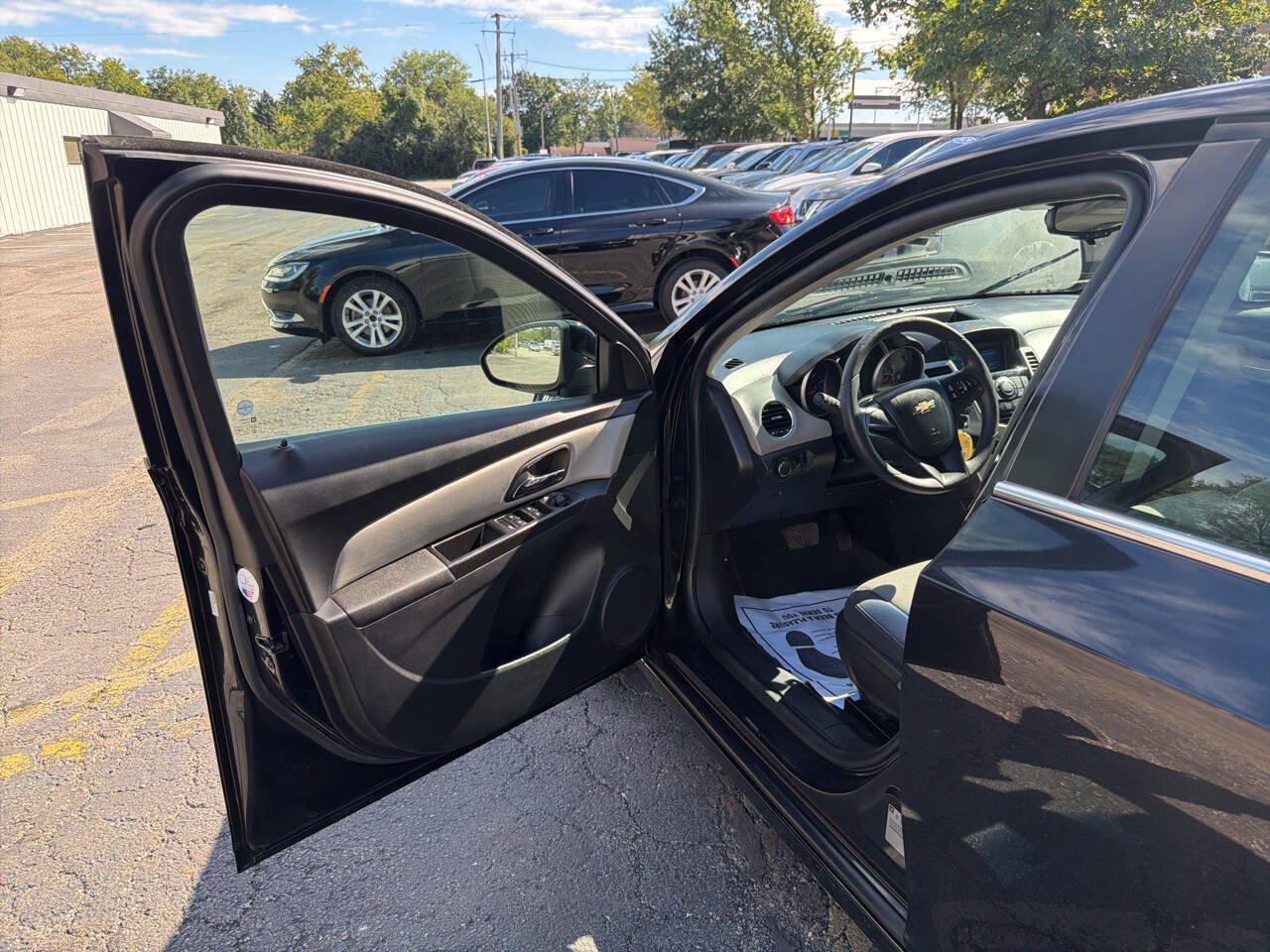 Used 2012 Chevrolet Cruze LS w/ Connectivity Package FWD image 20