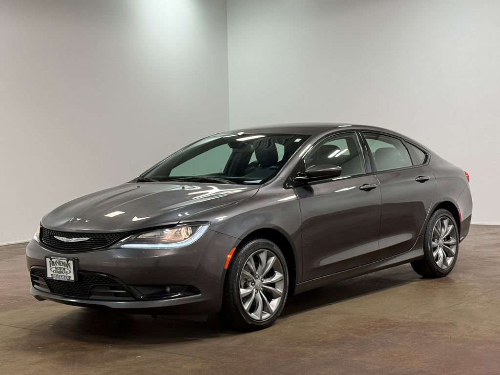 Used 2015 Chrysler 200 S FWD image 7