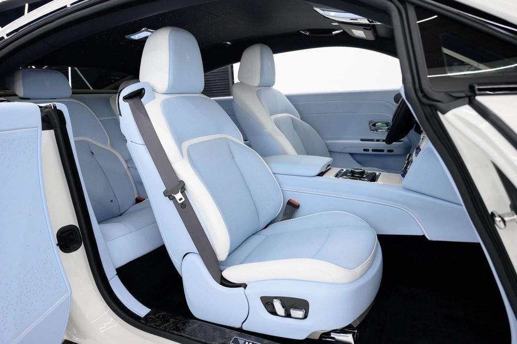 Used 2025 Rolls-Royce Spectre AWD/4WD image 51