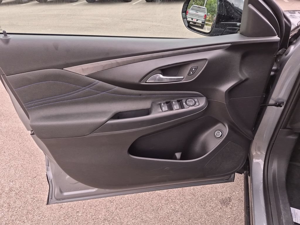 New 2026 Buick Envista Sport Touring w/ Convenience II Package FWD image 19