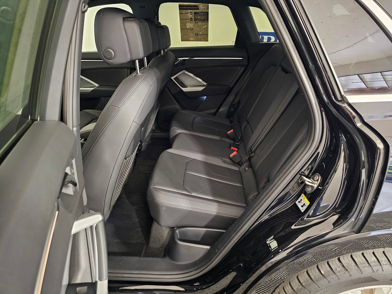 Used 2022 Audi Q3 2.0T Premium Plus w/ Premium Plus Package AWD/4WD image 22