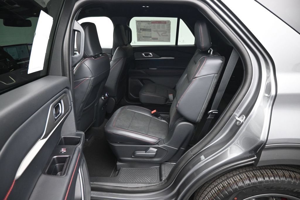 New 2026 Ford Explorer ST AWD/4WD image 18