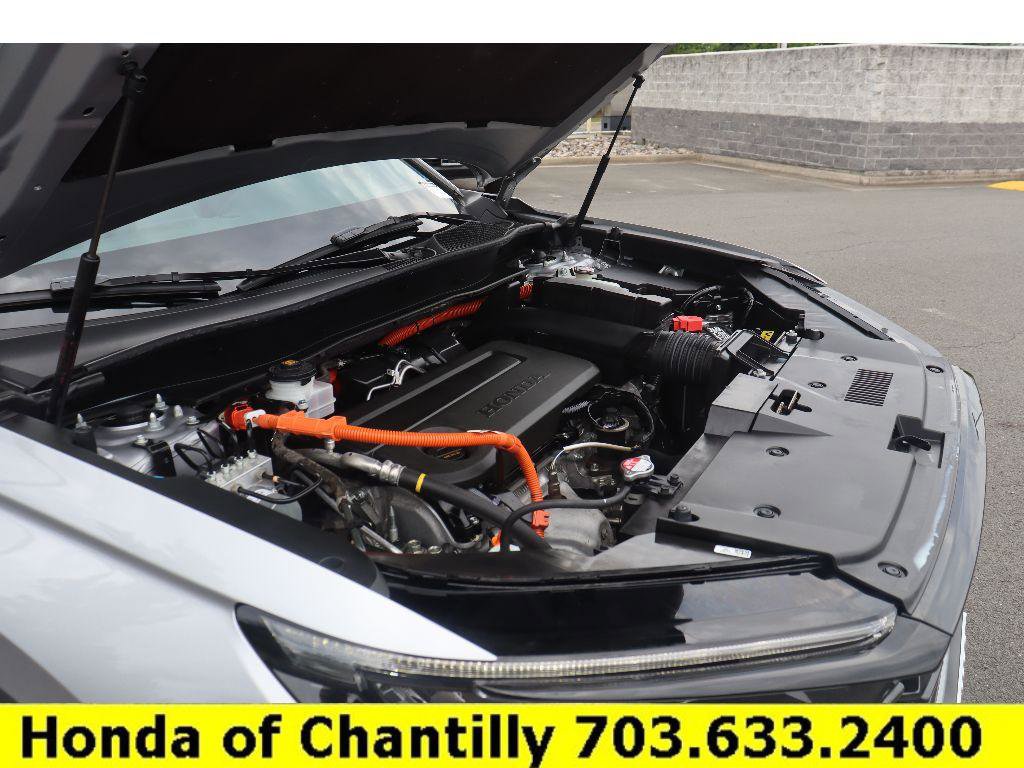 Certified 2025 Honda CR-V Sport image 31