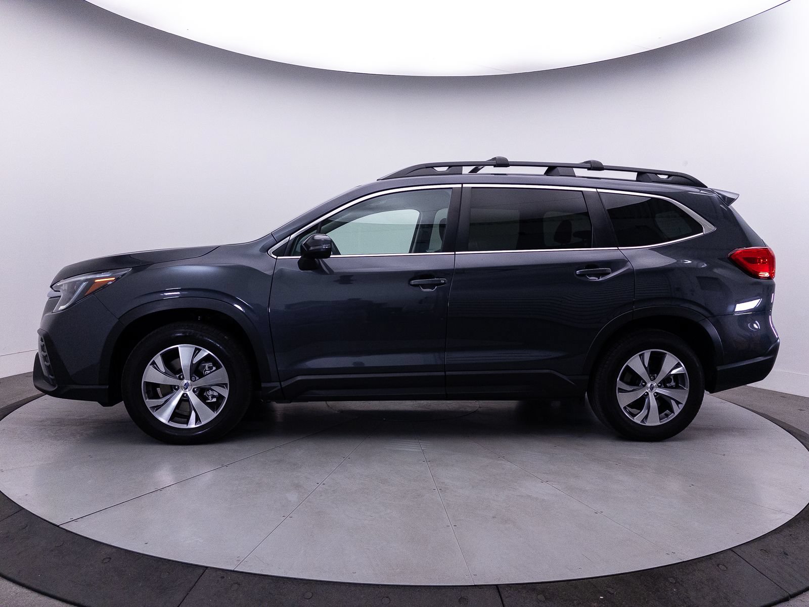 Used 2023 Subaru Ascent Premium w/ Convenience Package AWD/4WD image 42