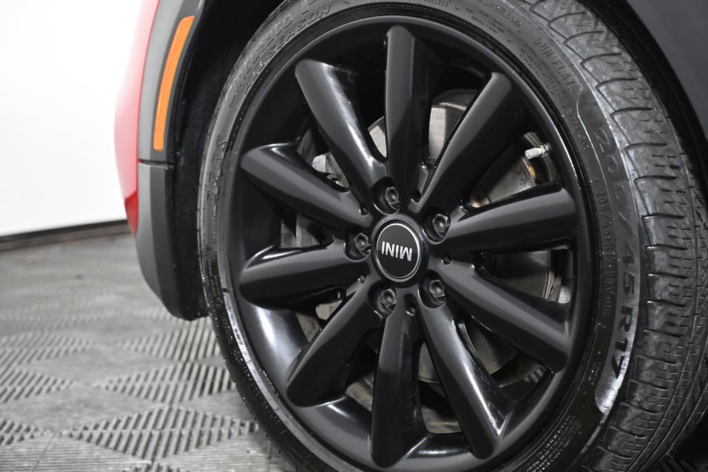 Used 2021 MINI Cooper S w/ Premium Package image 31