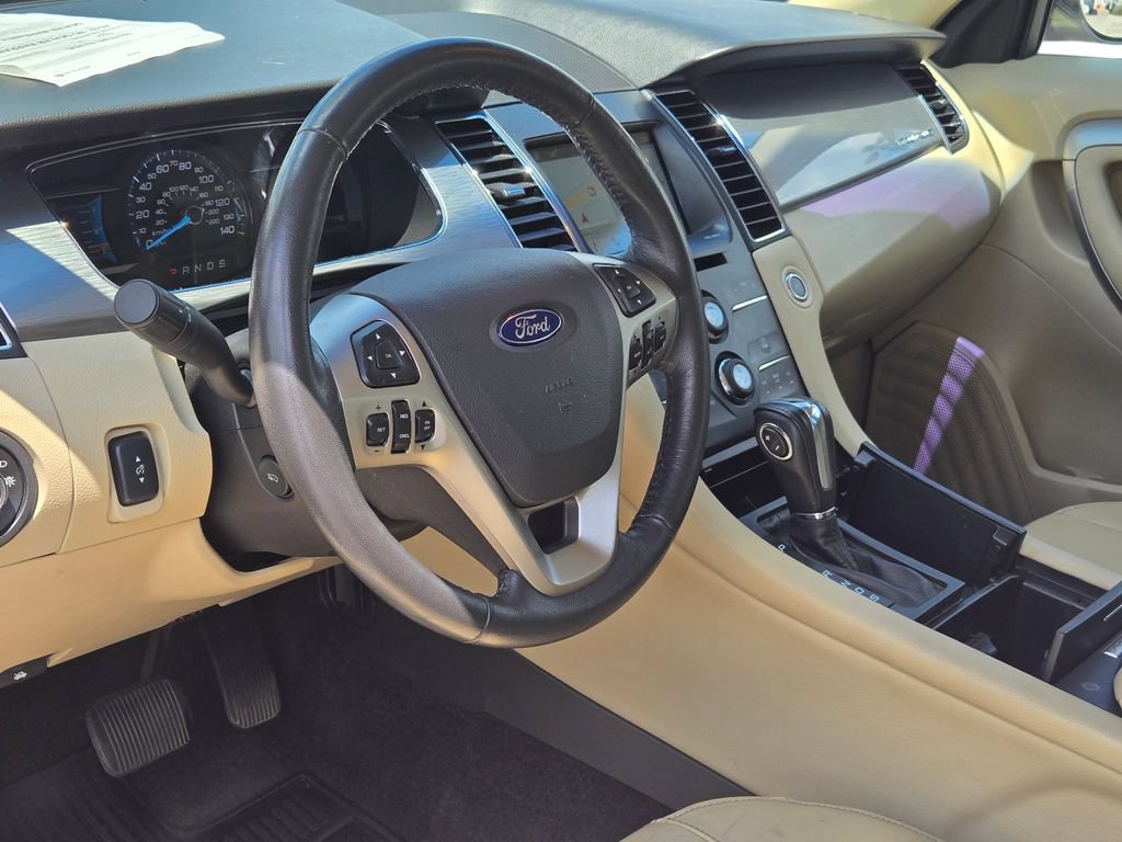 Used 2017 Ford Taurus SEL w/ Equipment Group 201A FWD image 12