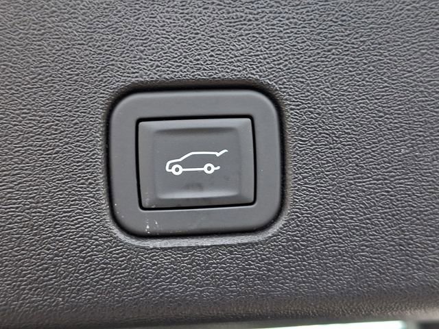 Used 2025 Cadillac Optiq Sport 2 AWD/4WD image 29