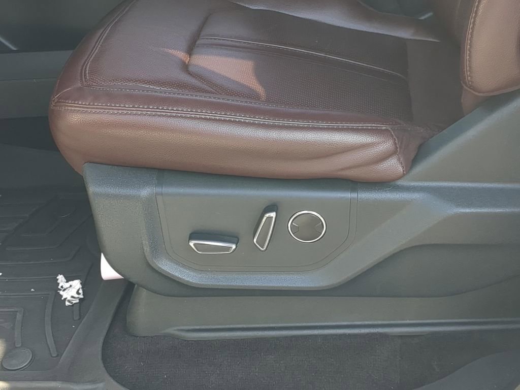 Used 2022 Ford Expedition Max Limited RWD image 17