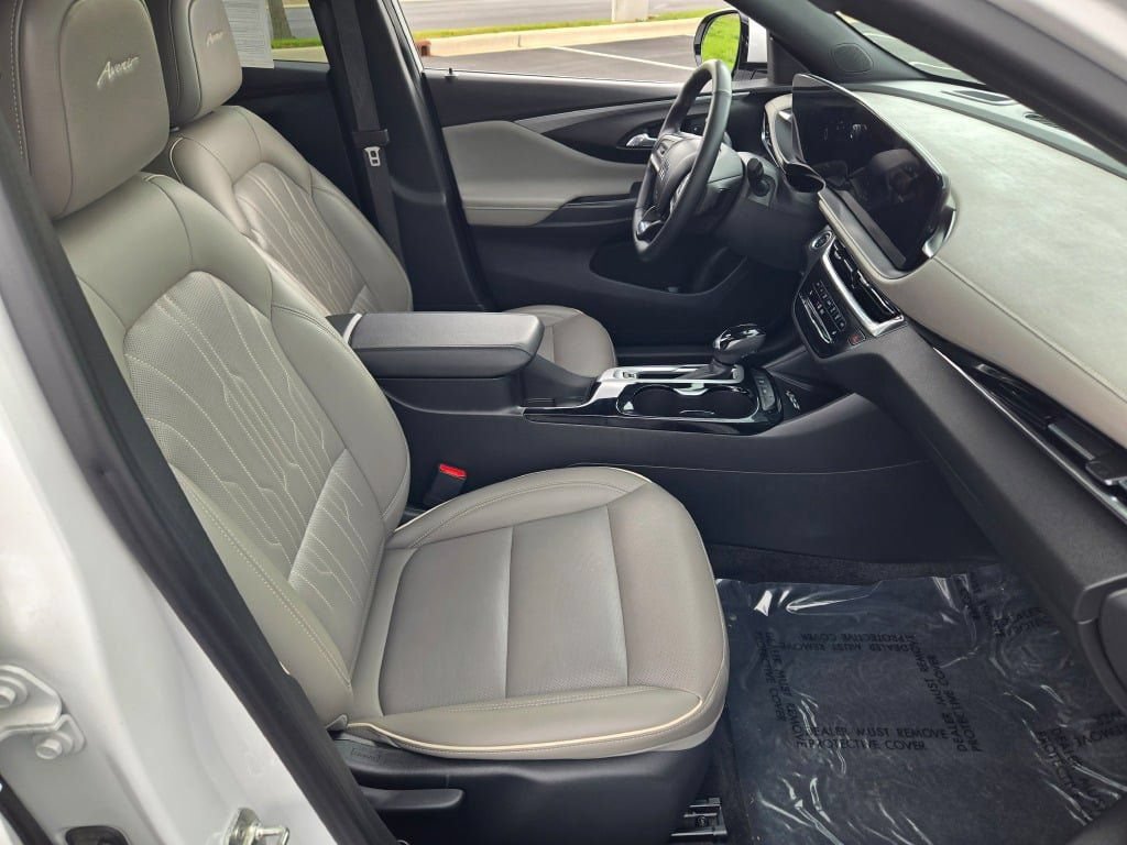 Used 2024 Buick Envista Avenir FWD image 6