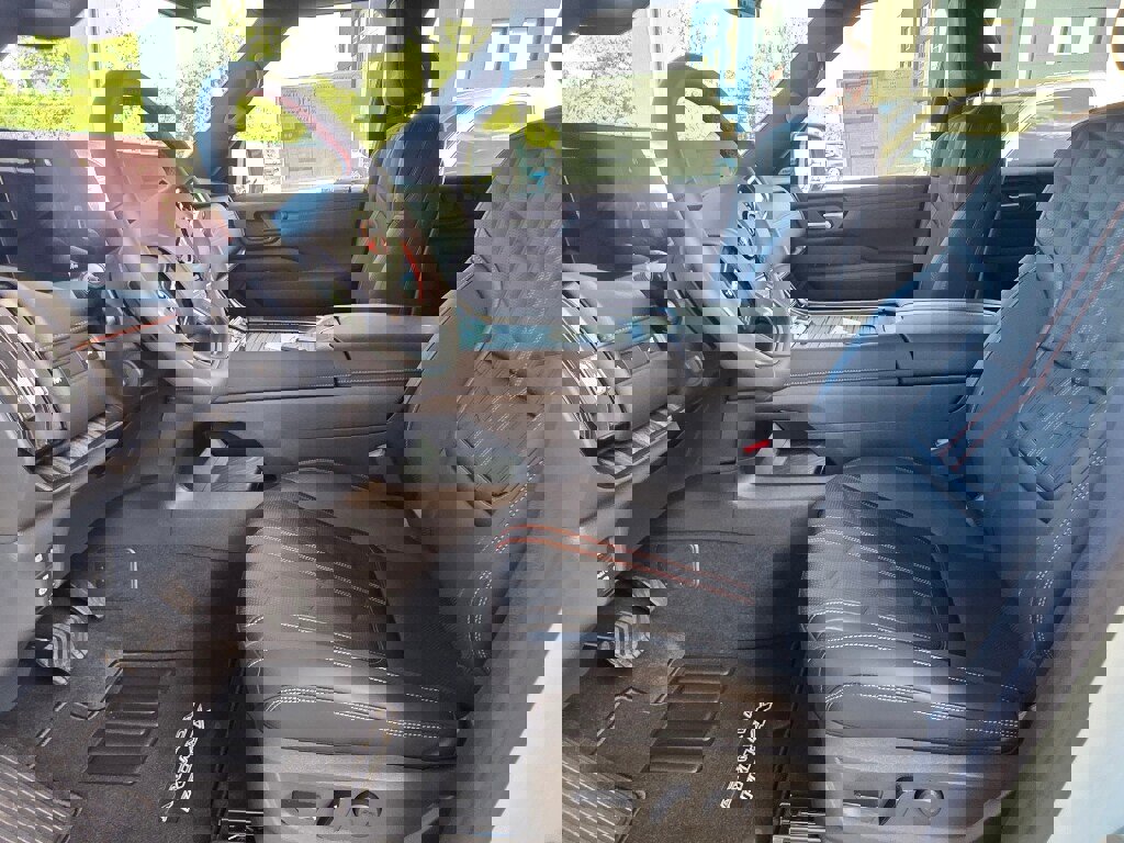 New 2026 Nissan Armada PRO-4X w/ Captain's Chari Seat Package image 12