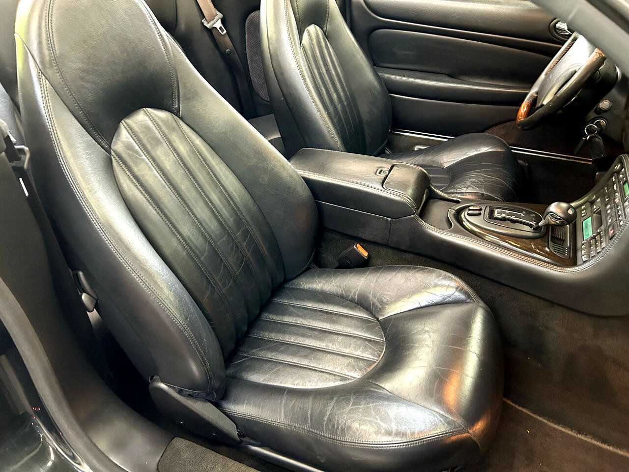 Used 2000 Jaguar XK8 Convertible RWD image 20