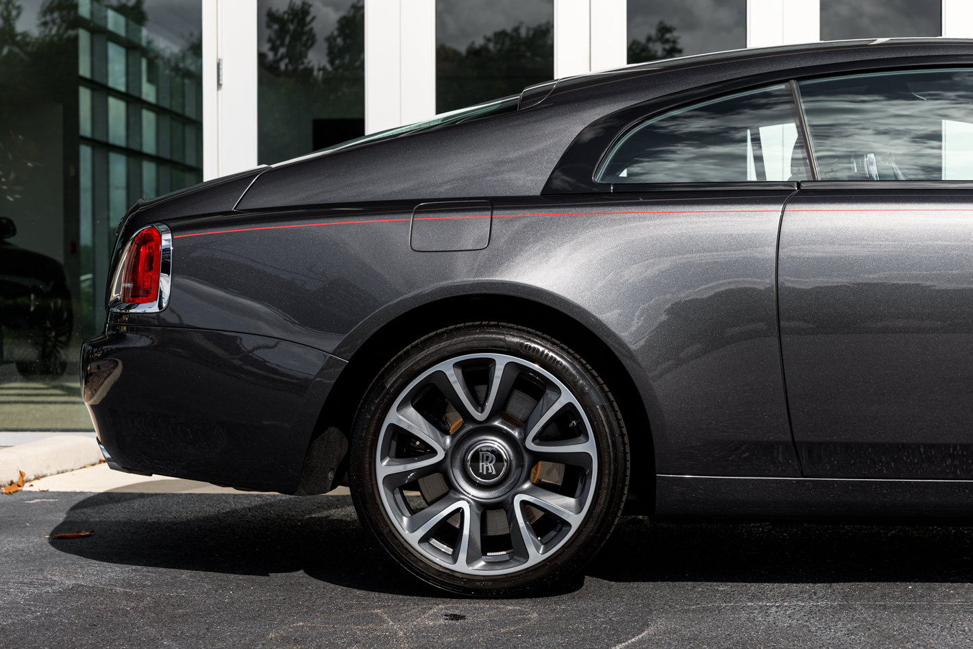 Certified 2019 Rolls-Royce Wraith RWD image 21