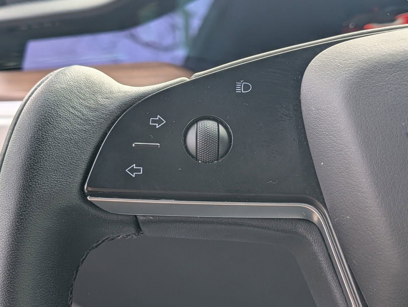 Used 2024 Tesla Model X image 36