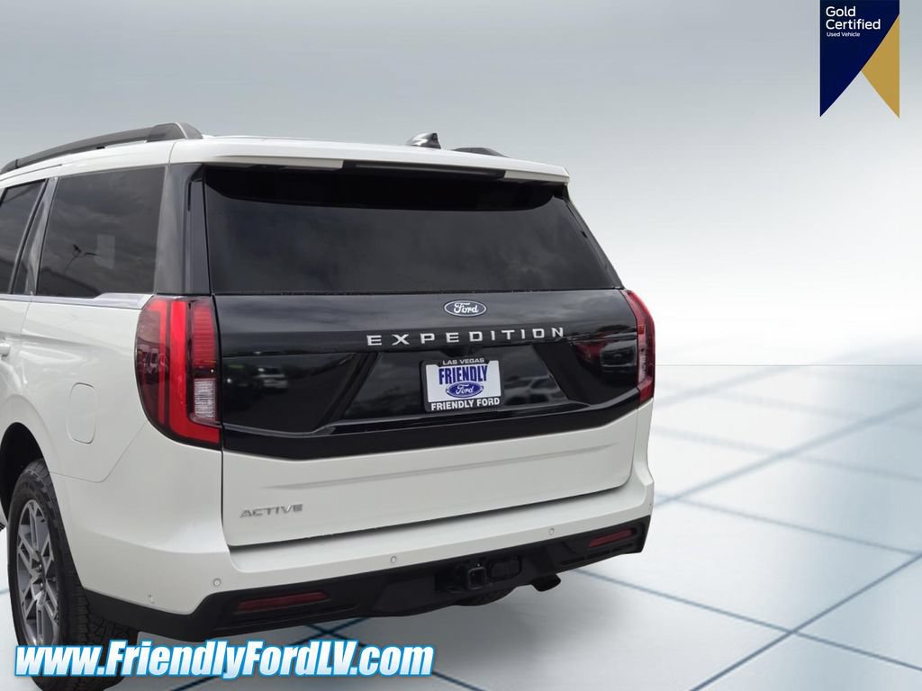 Certified 2025 Ford Expedition Active AWD/4WD image 5