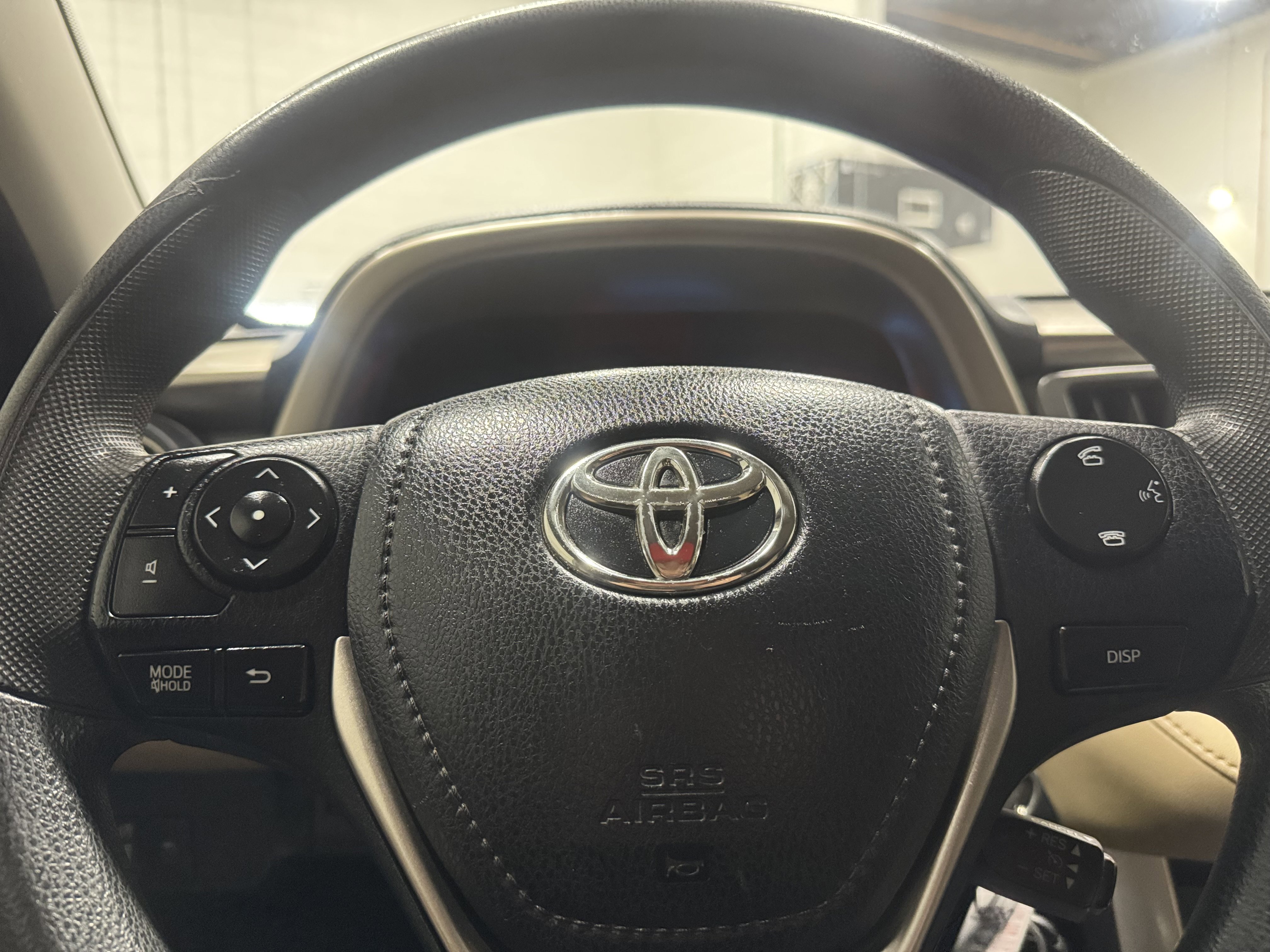 Used 2014 Toyota RAV4 XLE image 24