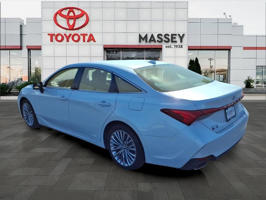 Used 2019 Toyota Avalon Limited w/ Advanced Safety Package image 5