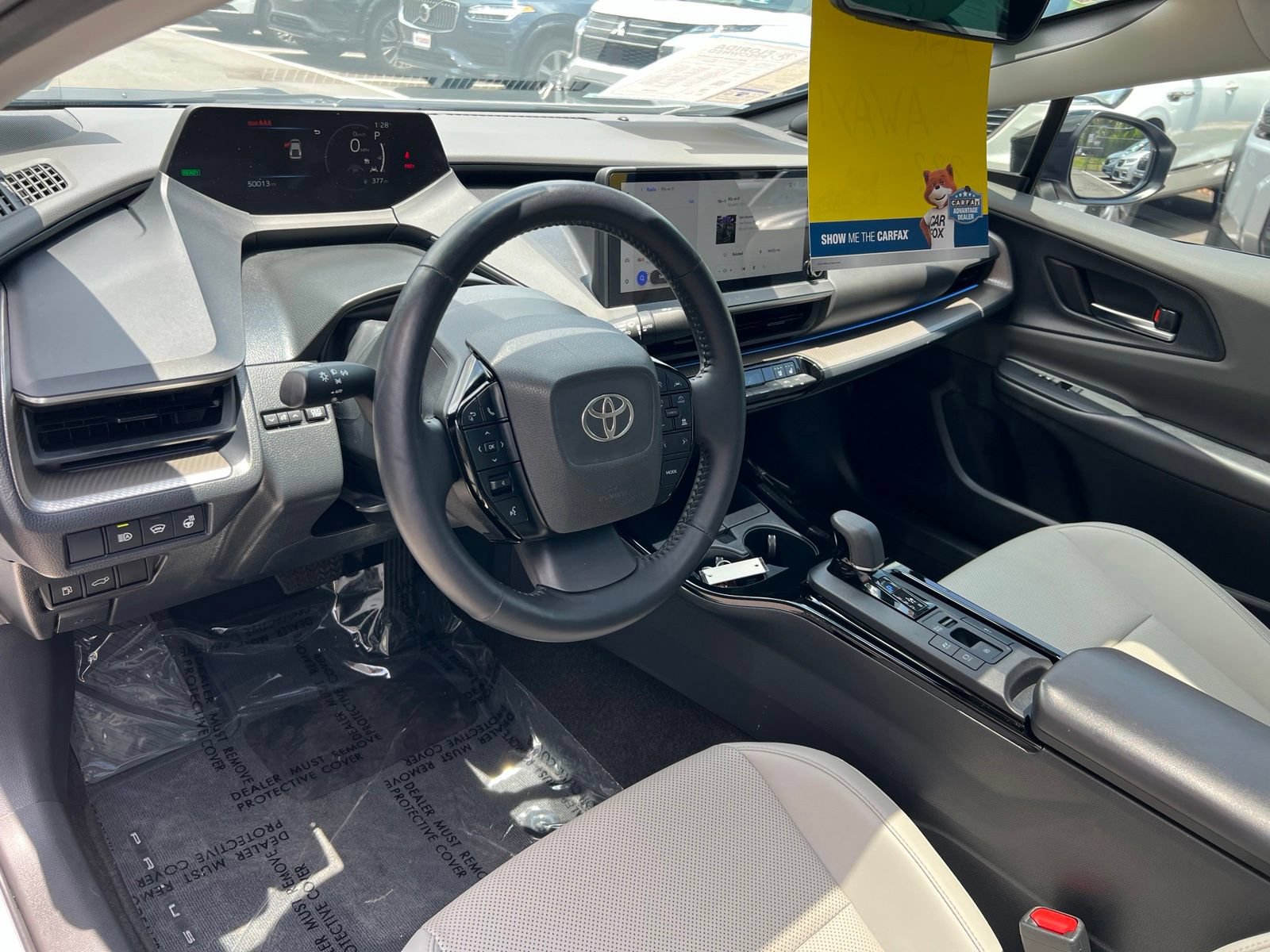 Used 2025 Toyota Prius Limited FWD image 28