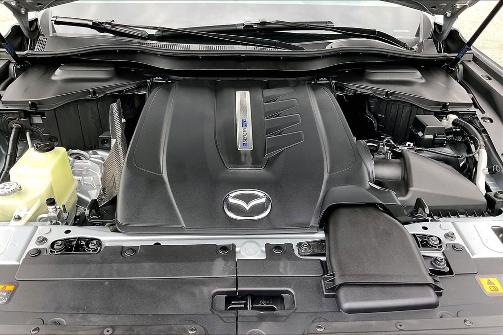 Certified 2024 MAZDA CX-90 Plug-In Hybrid w/ Premium Pkg AWD/4WD image 10