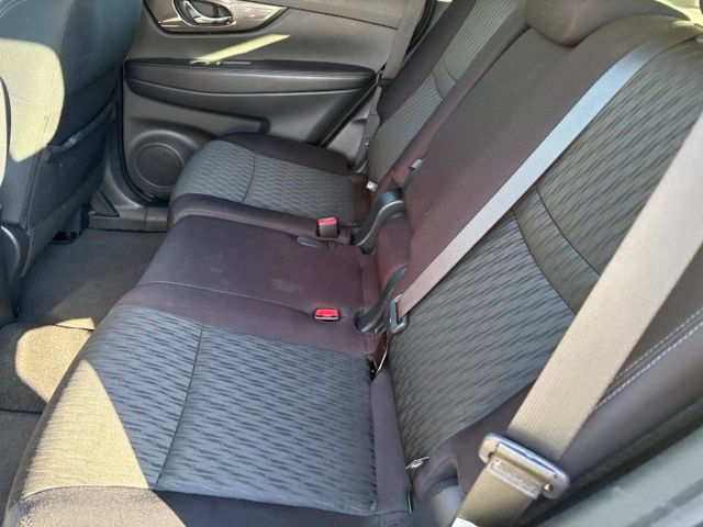 Used 2019 Nissan Rogue SV w/ Premium Package AWD/4WD image 10