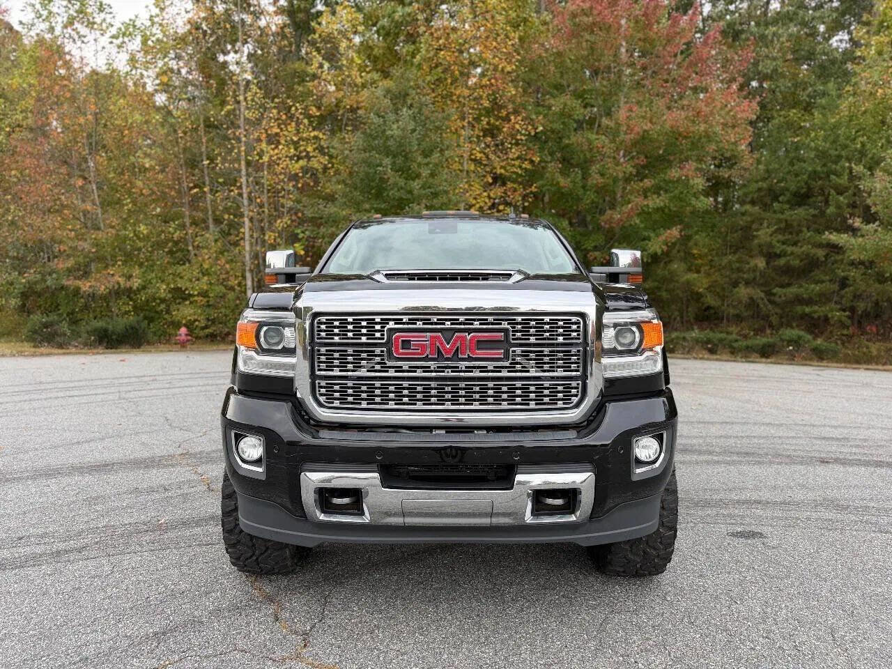 Used 2018 GMC Sierra 2500 Denali w/ Duramax Plus Package image 2