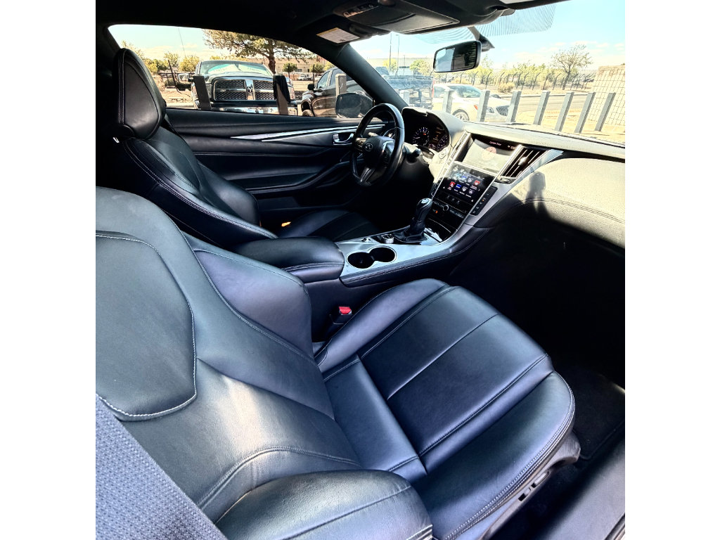 Used 2019 INFINITI Q60 3.0t RWD image 16