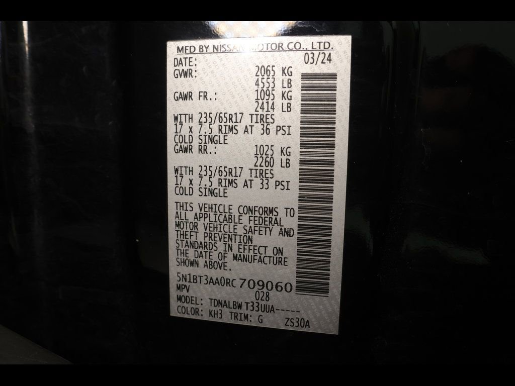 Used 2024 Nissan Rogue S image 28