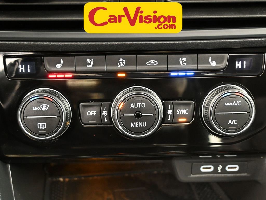 Used 2024 Volkswagen Jetta GLI Autobahn image 28