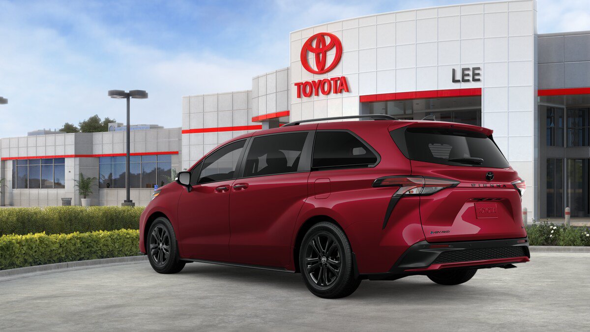 New 2026 Toyota Sienna XSE AWD/4WD image 6