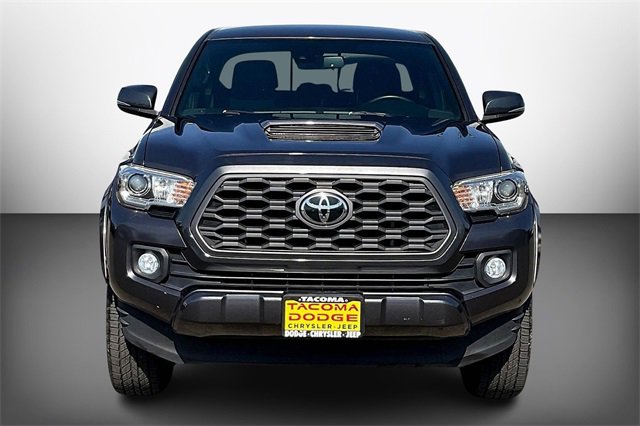 Used 2020 Toyota Tacoma TRD Sport image 3