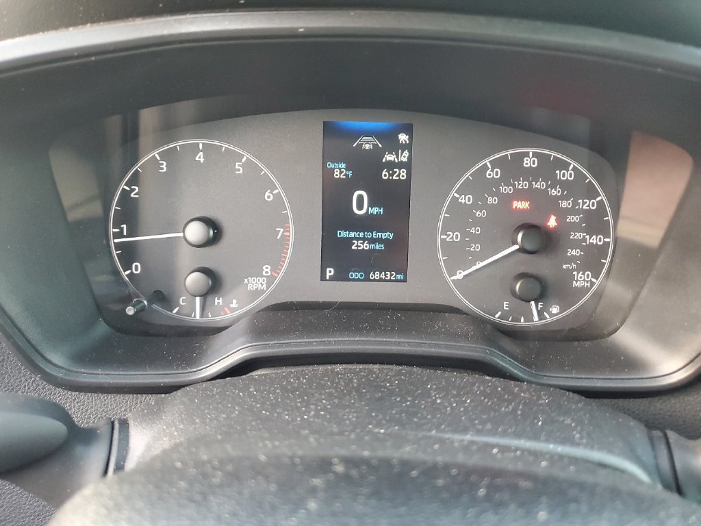 Used 2024 Toyota Corolla LE FWD image 21