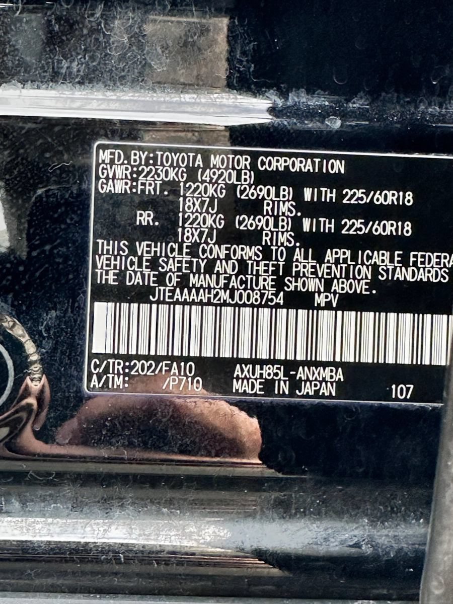 Used 2021 Toyota Venza LE AWD/4WD image 14