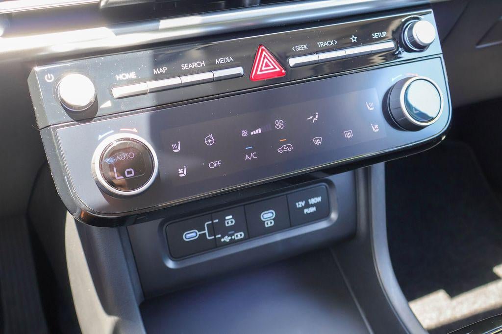 New 2026 Hyundai Tucson Limited FWD image 16