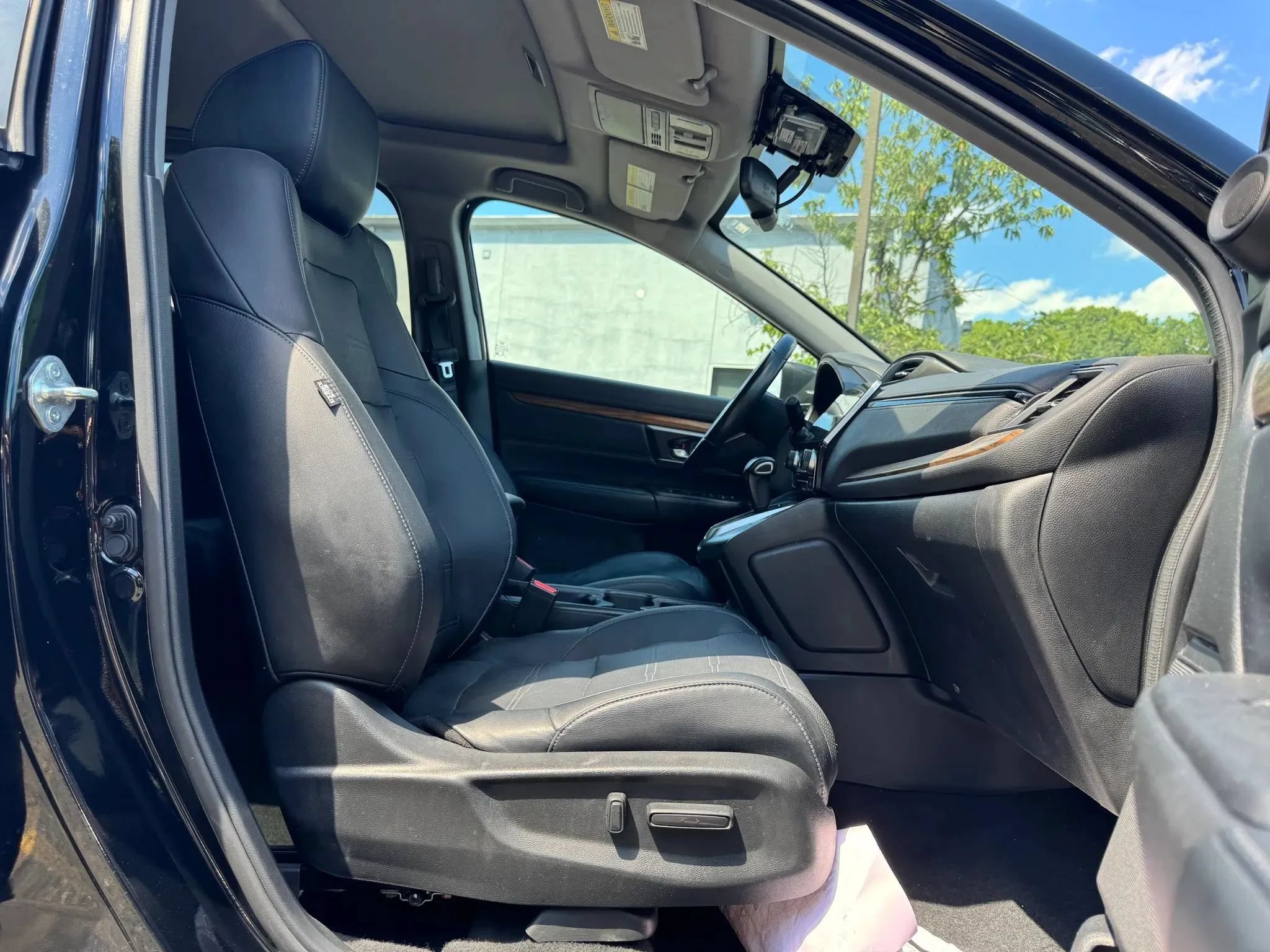 Used 2020 Honda CR-V EX-L image 24