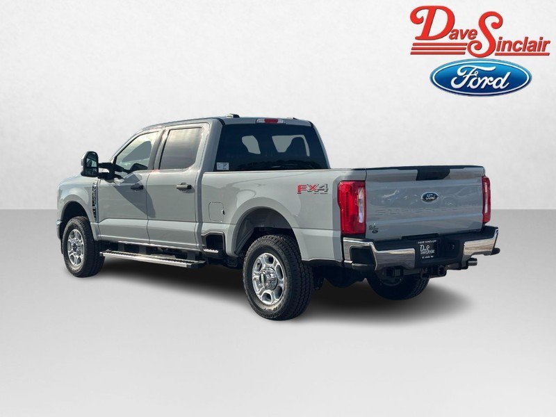 New 2026 Ford F250 XLT w/ FX4 Off-Road Package AWD/4WD image 9