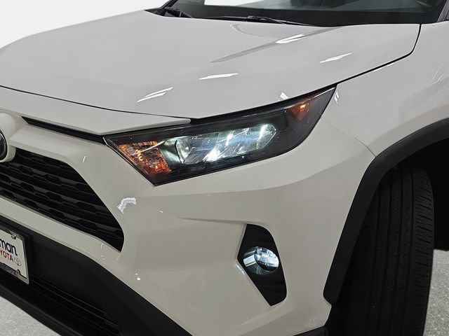 Certified 2020 Toyota RAV4 XLE Premium AWD/4WD image 28