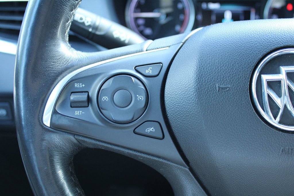 Used 2019 Buick Enclave Essence FWD image 16