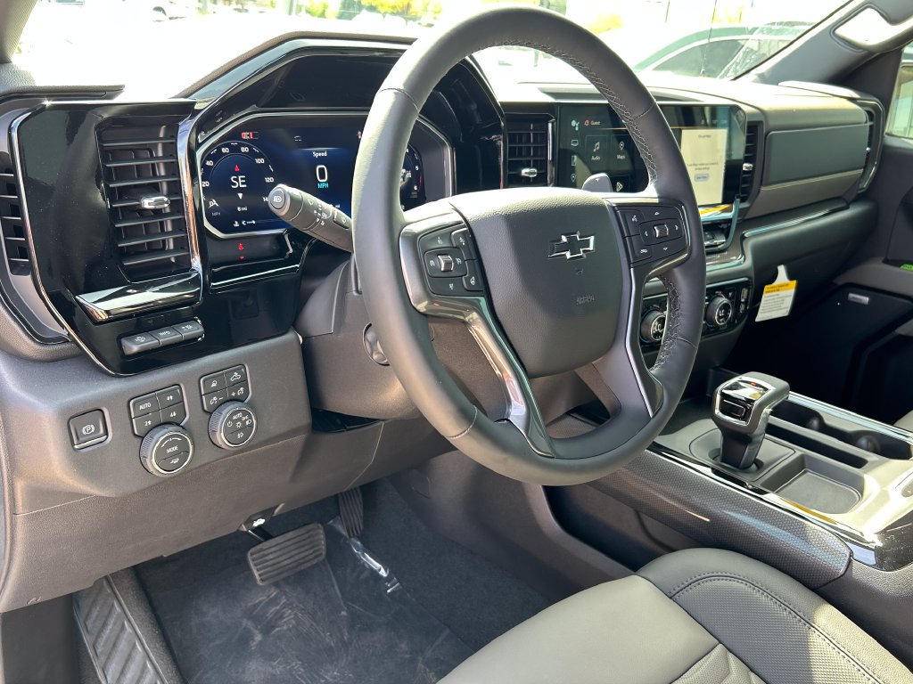New 2026 Chevrolet Silverado 1500 ZR2 w/ LPO, Dark Essentials Package AWD/4WD image 7