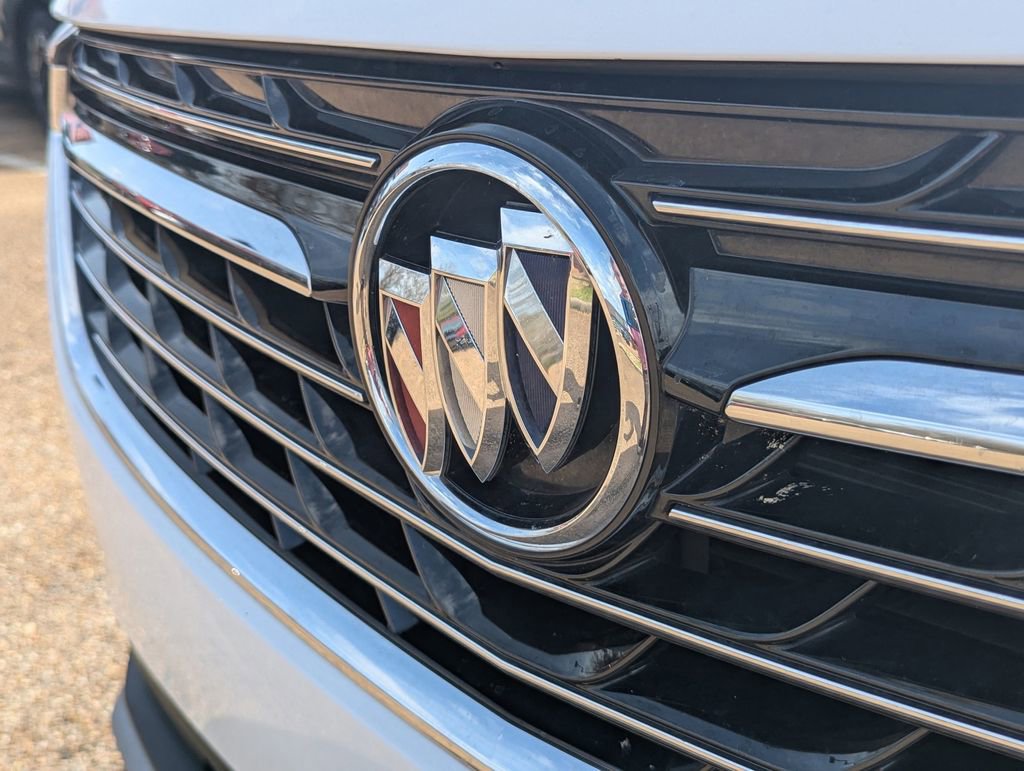 Used 2023 Buick Envision Preferred image 26