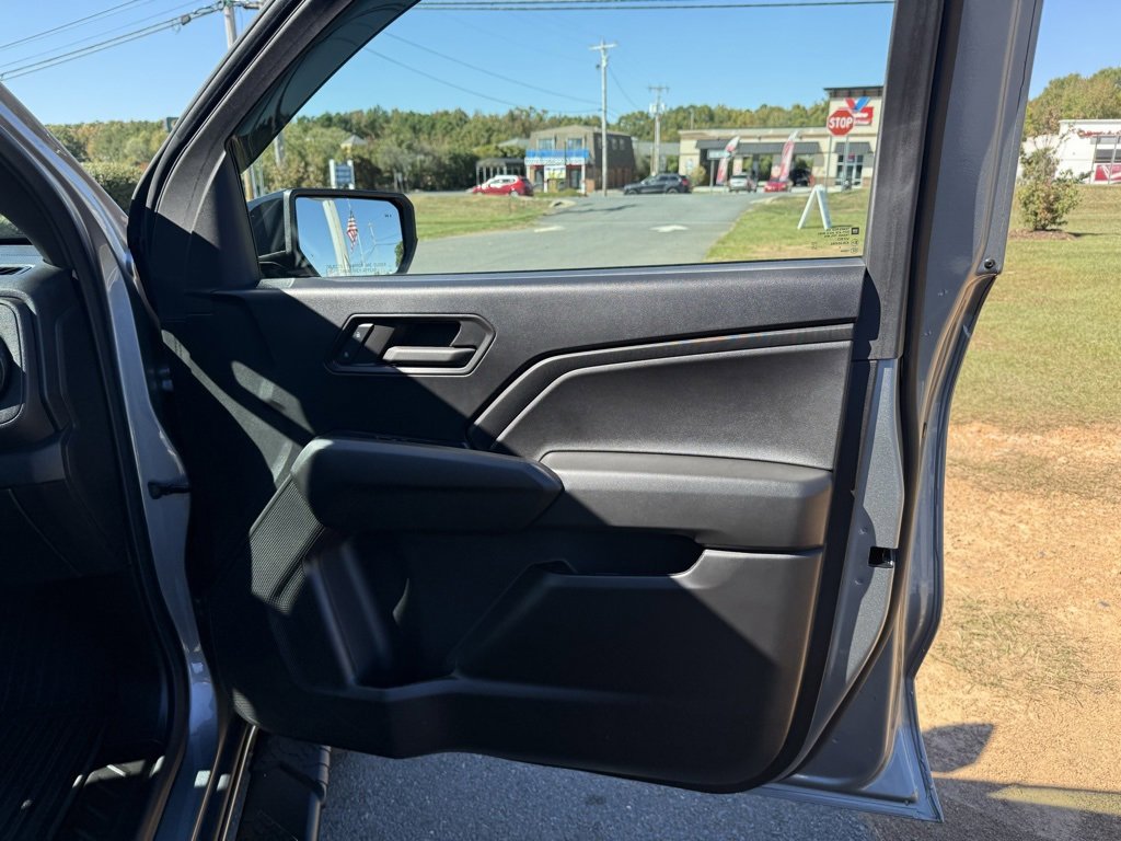 Used 2024 Chevrolet Colorado Trail Boss w/ Technology Package image 29