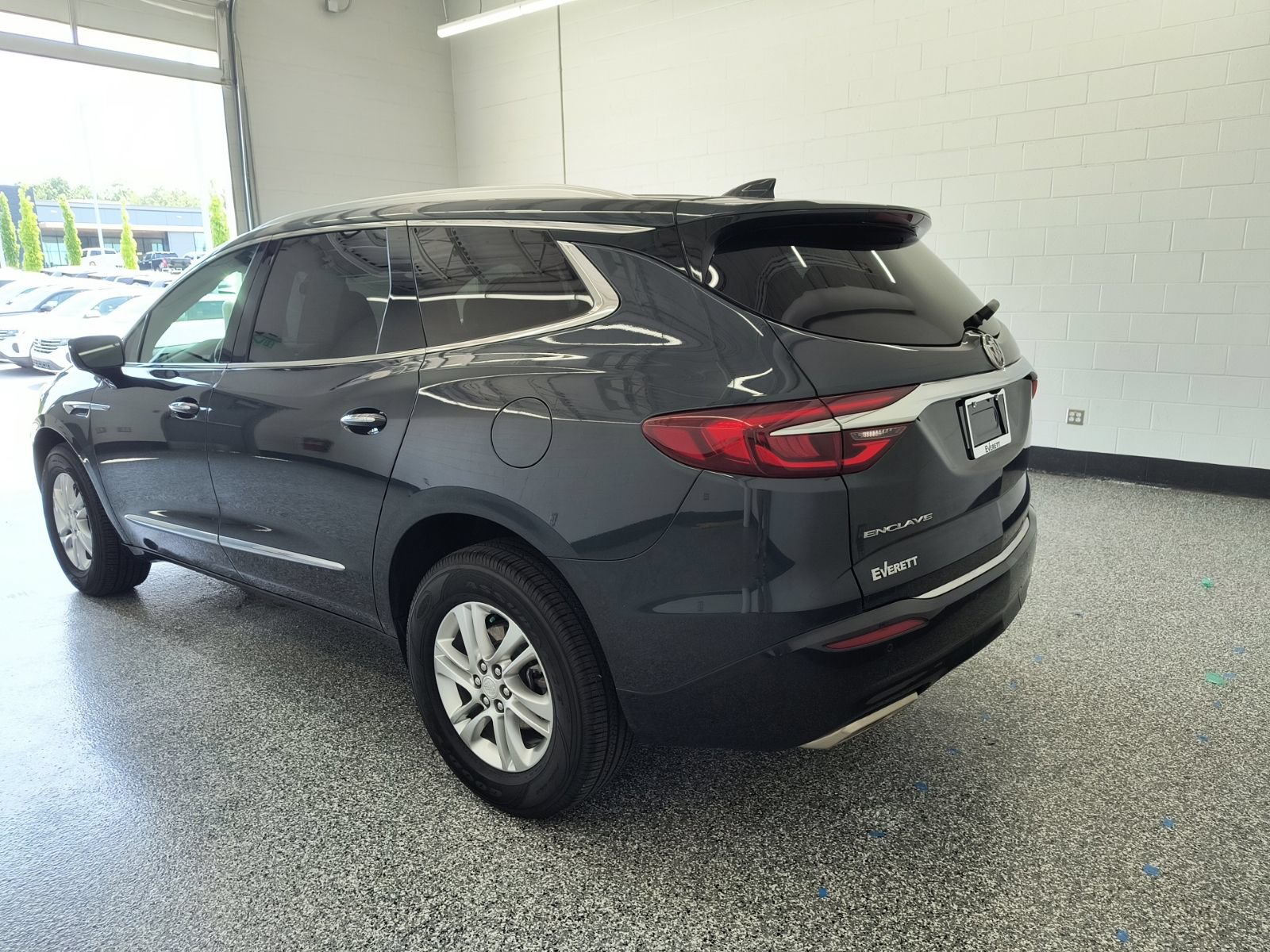 Used 2020 Buick Enclave Preferred FWD image 3