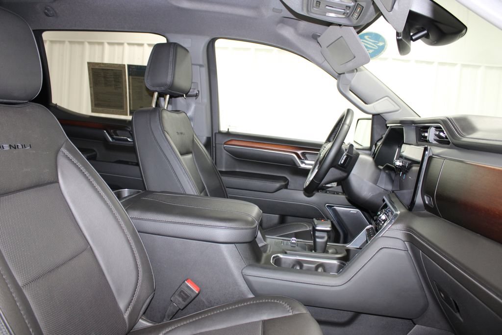 Used 2024 GMC Sierra 1500 Denali AWD/4WD image 34