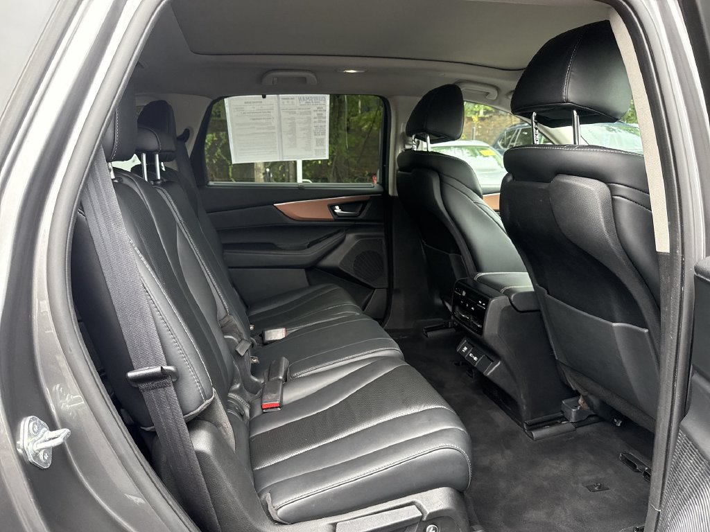 Used 2022 Acura MDX w/ Technology Package AWD/4WD image 25