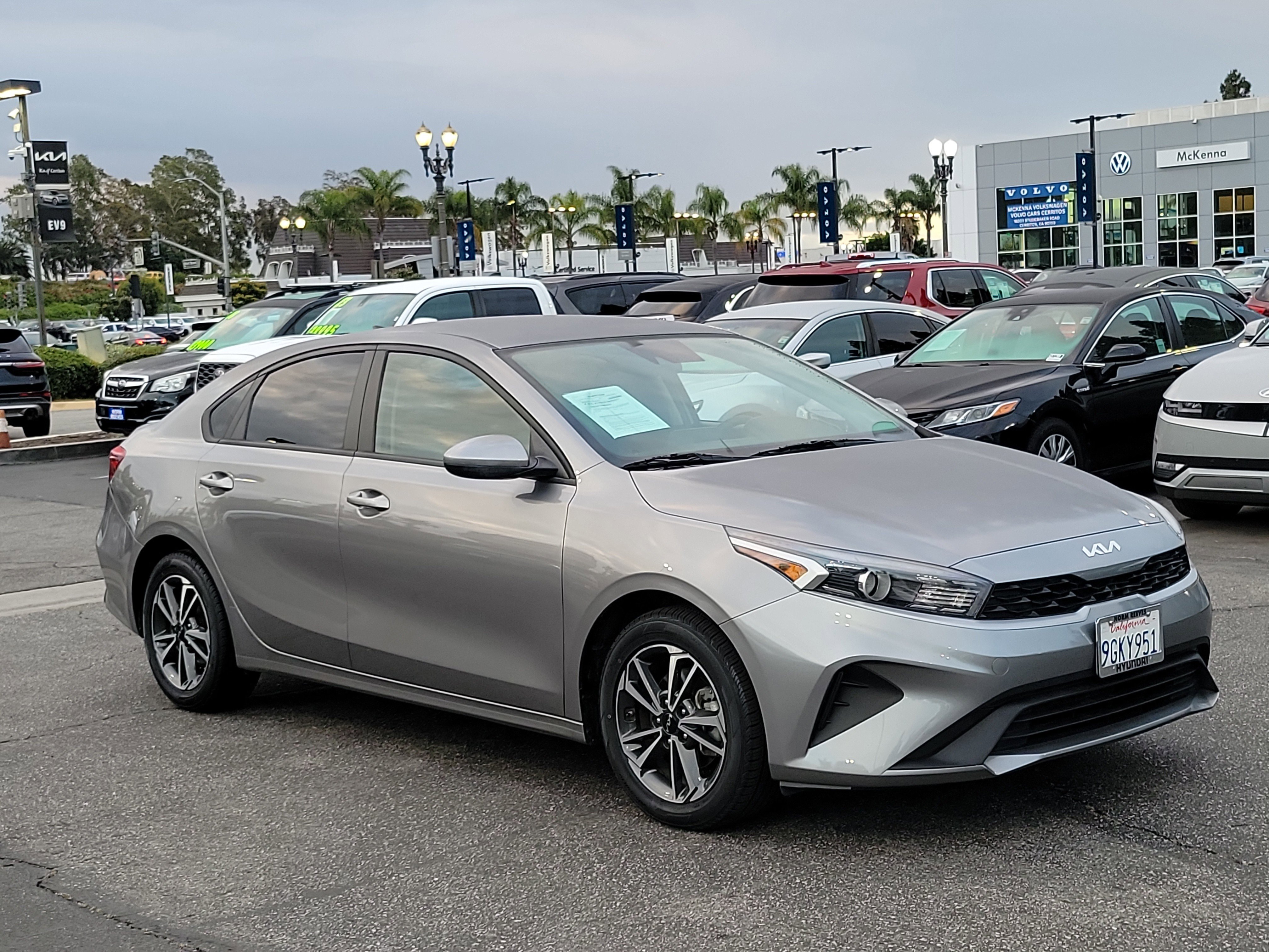 Used 2023 Kia Forte LXS FWD image 28