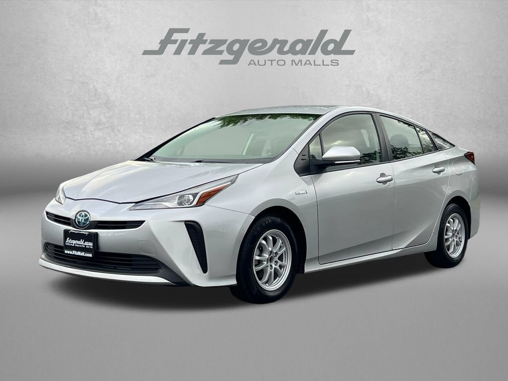 Used 2022 Toyota Prius L Eco FWD image 2
