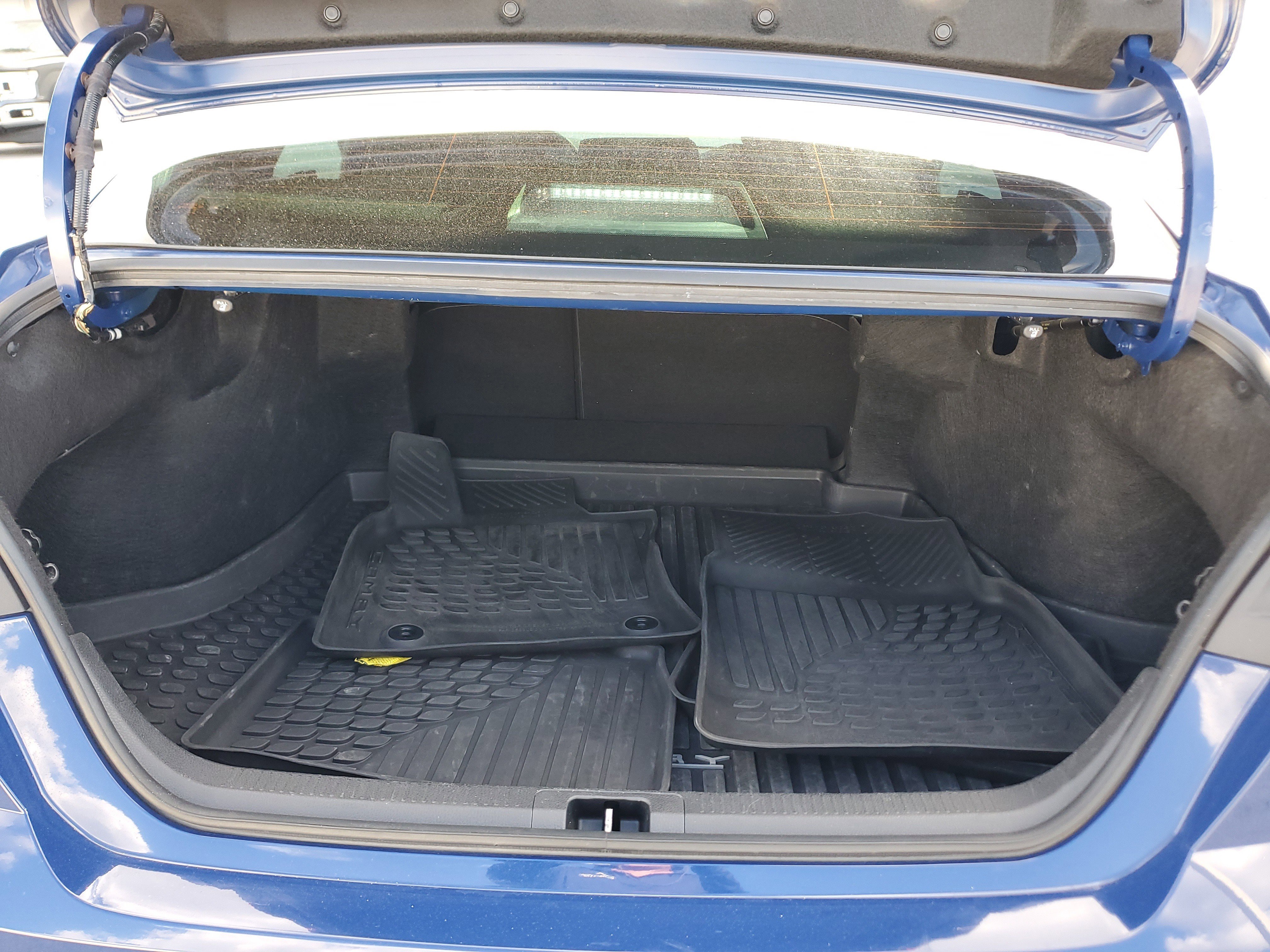 Used 2025 Toyota Camry SE image 10