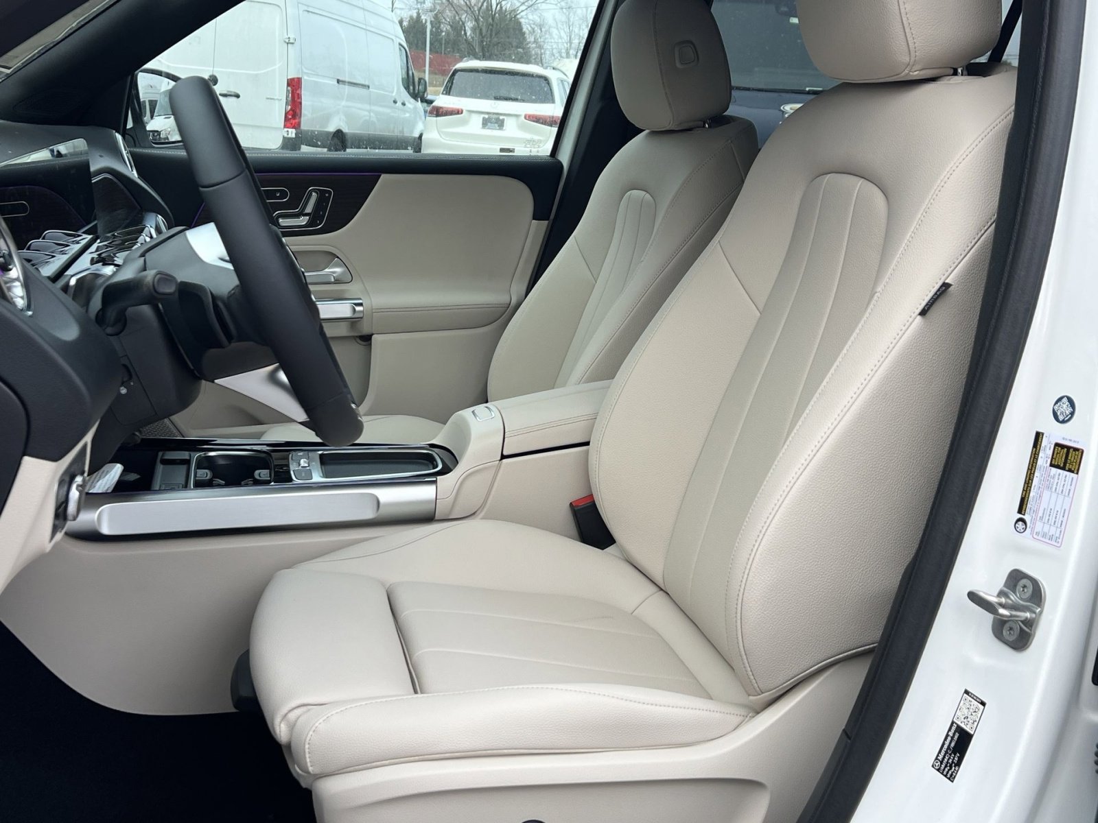 New 2026 Mercedes-Benz GLB 250 4MATIC image 11