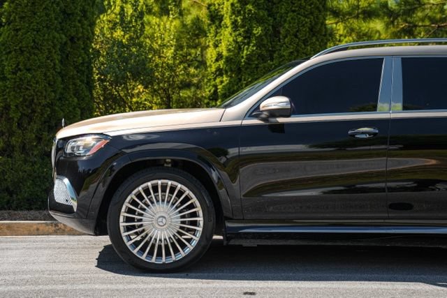 Used 2023 Mercedes-Benz Maybach GLS 600 4MATIC image 10