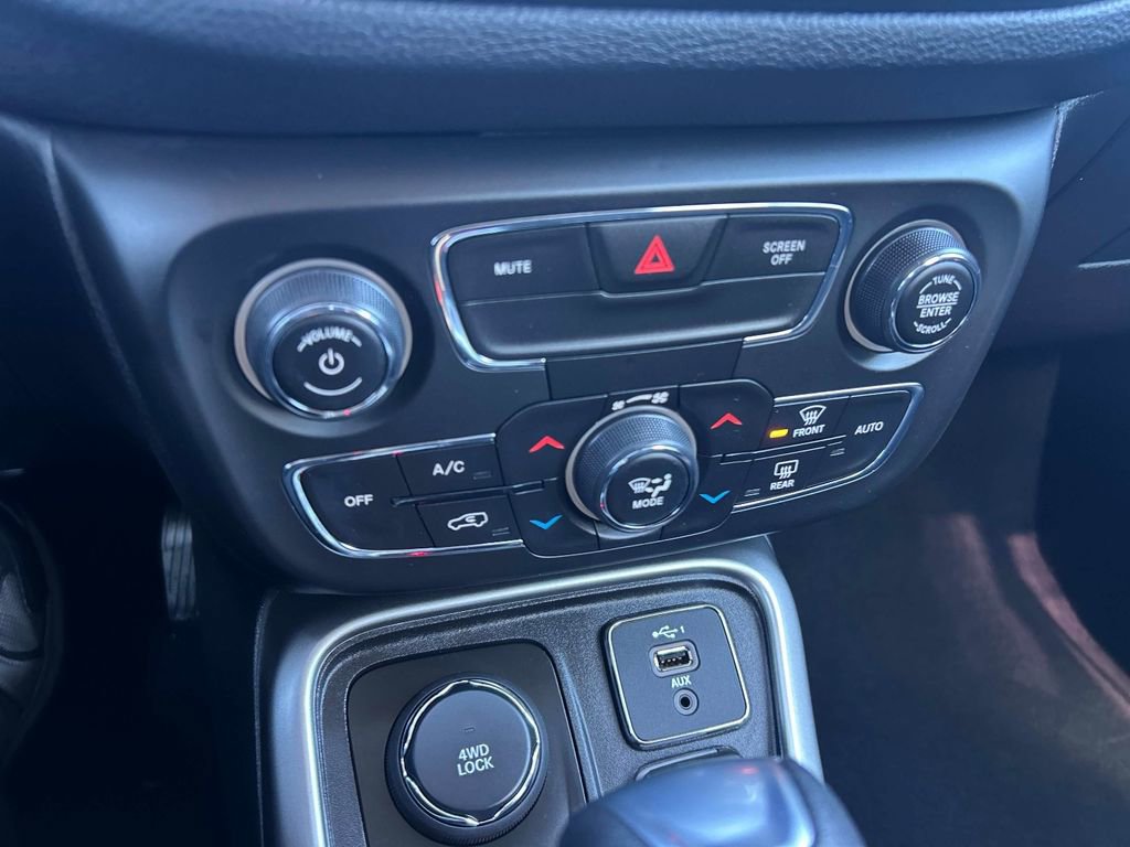 Certified 2020 Jeep Compass Sport w/ Cold Weather Group image 31